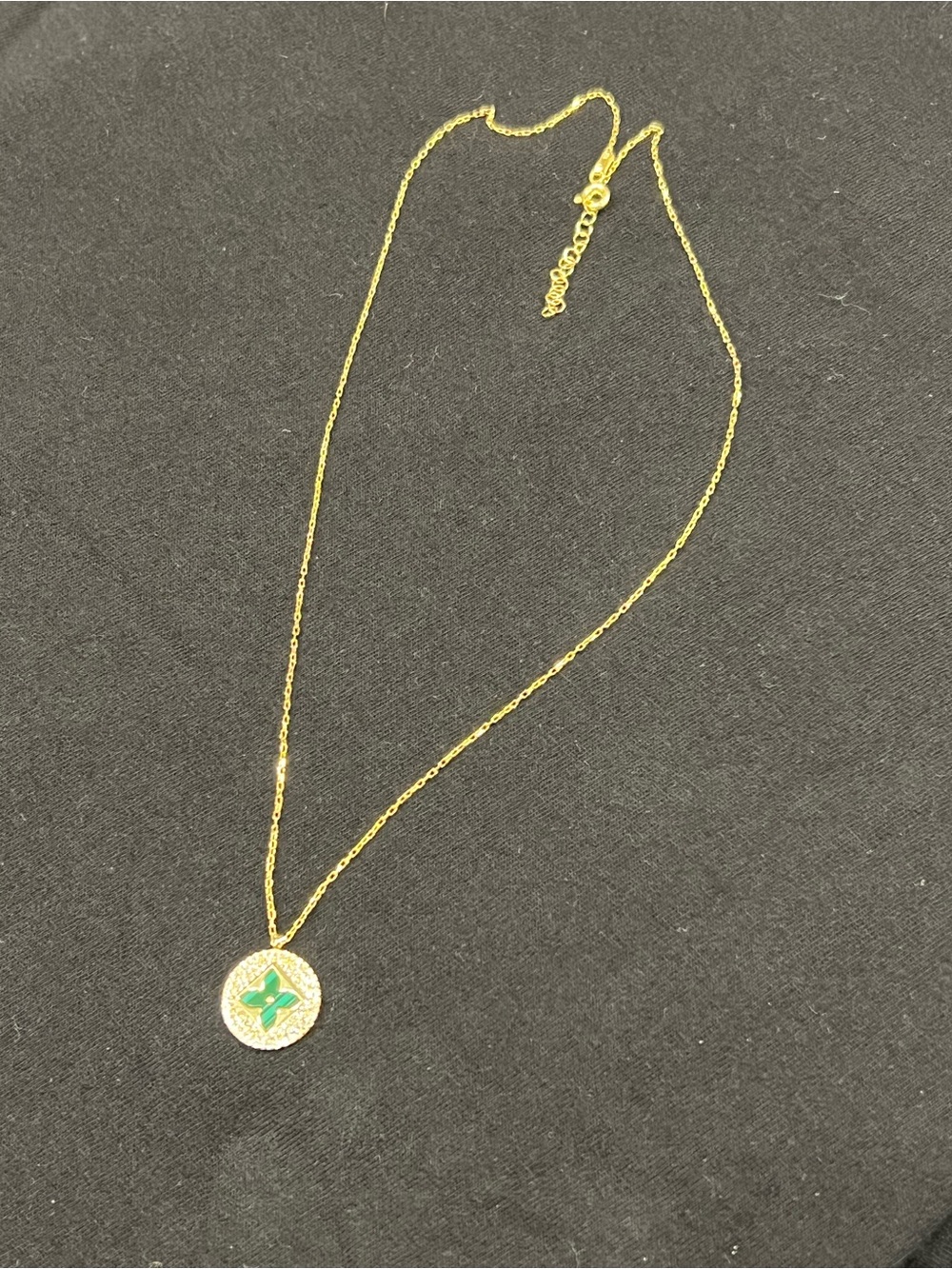 Malachite clover pendant
